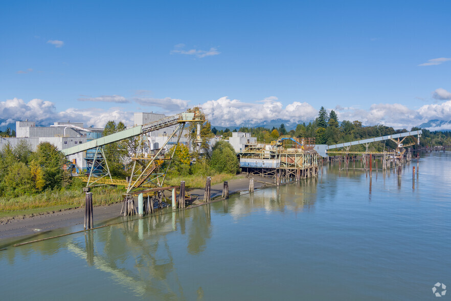 20580 Maple Cres, Maple Ridge, BC for lease - Building Photo - Image 3 of 11