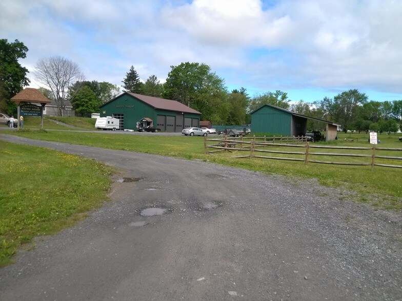 Industrial in Perth, NY for sale - Primary Photo - Image 1 of 1