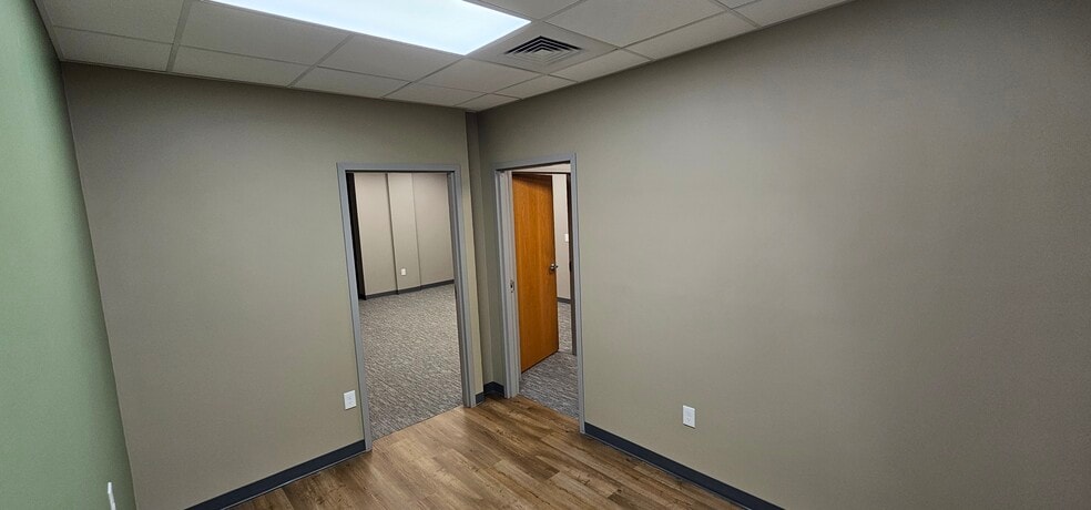 4880 Library Rd, Bethel Park, PA for lease - Building Photo - Image 3 of 12