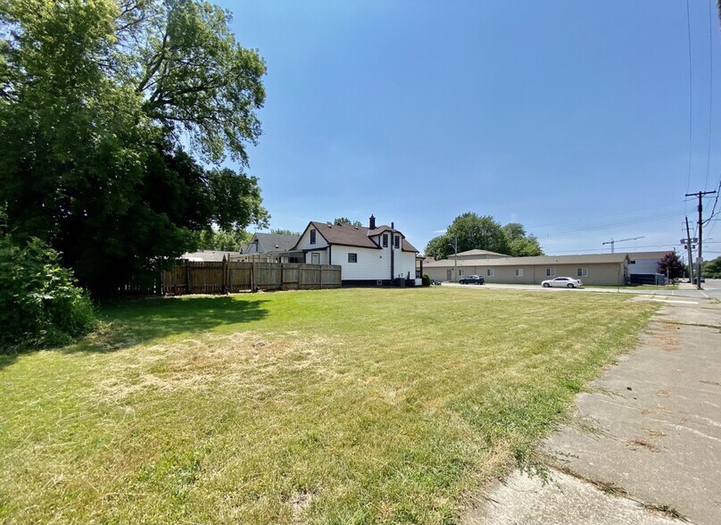 71 Nickel, Port Colborne, ON for sale - Primary Photo - Image 1 of 1