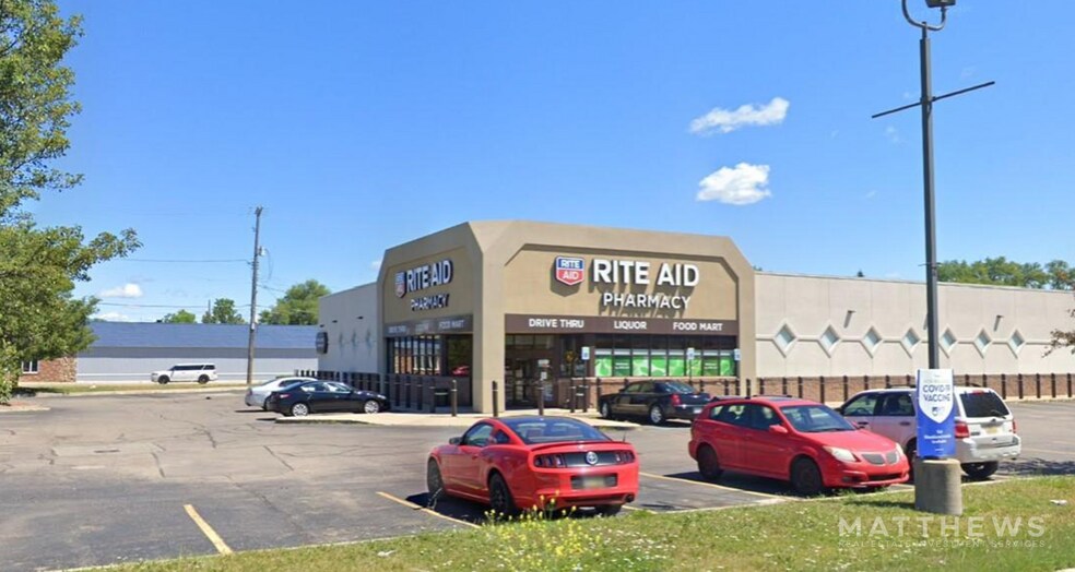 3717 Fenton Rd, Flint, MI for sale - Building Photo - Image 1 of 1