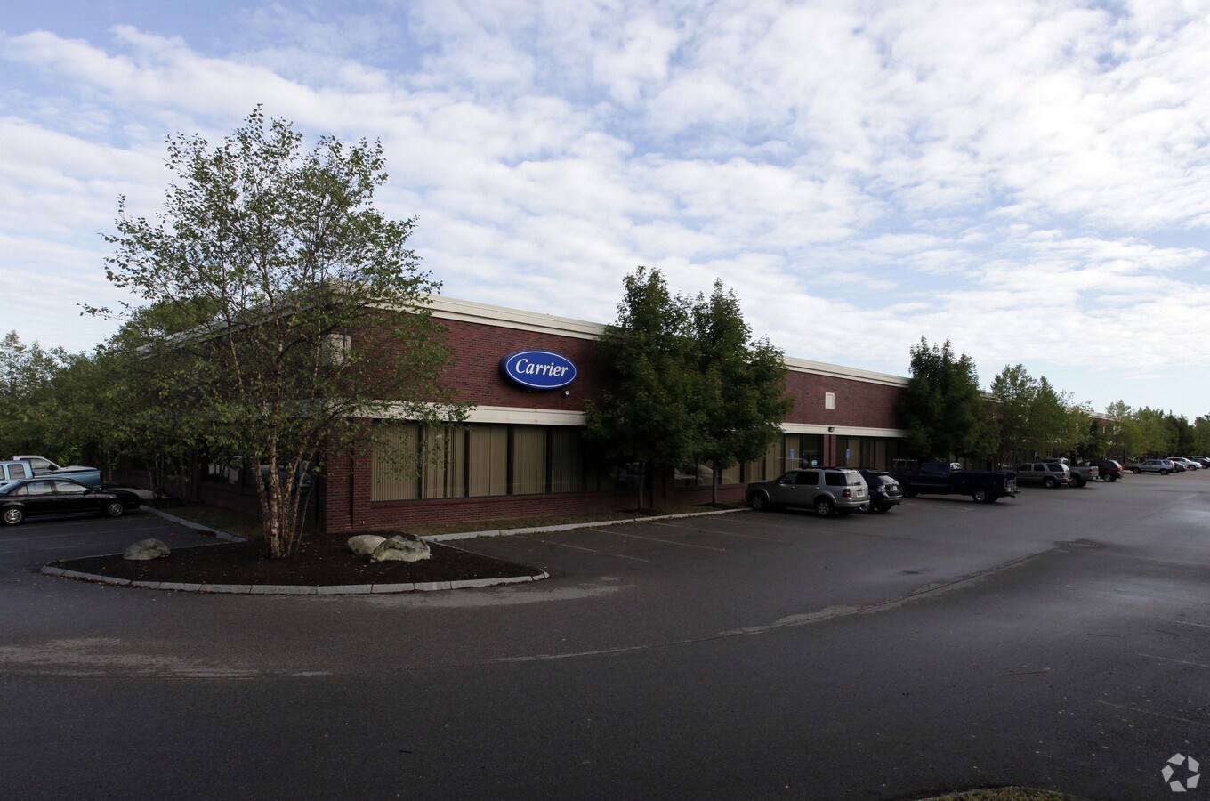 780 Dedham St, Canton, MA 02021