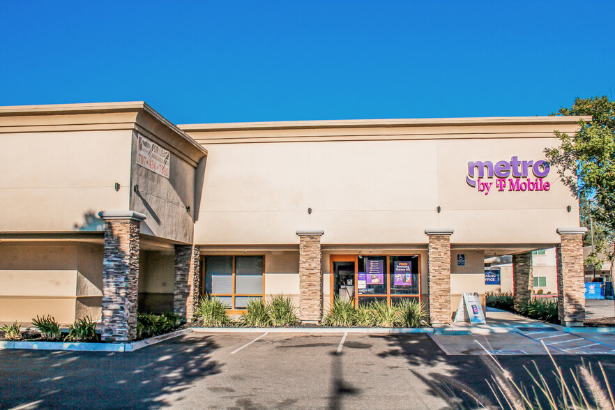 2750 N Texas St, Fairfield, CA for lease - Building Photo - Image 2 of 9