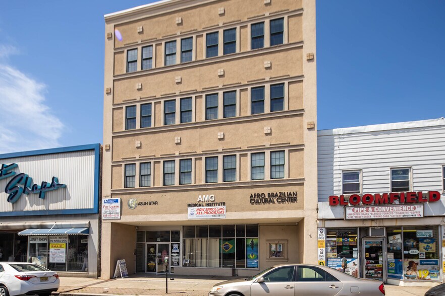 554 Bloomfield Ave, Bloomfield, NJ 07003