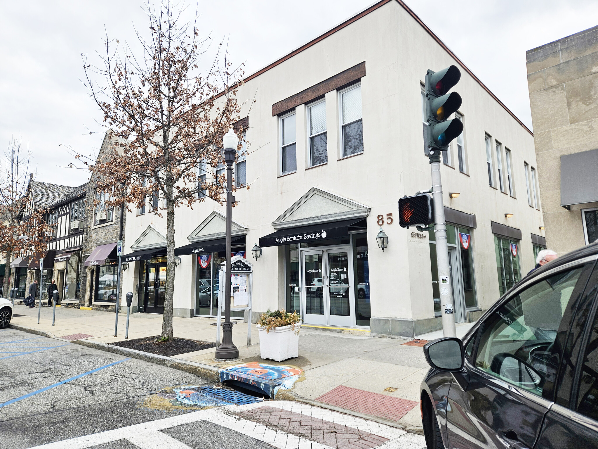 85 Pondfield Rd, Bronxville, NY for lease Building Photo- Image 1 of 3