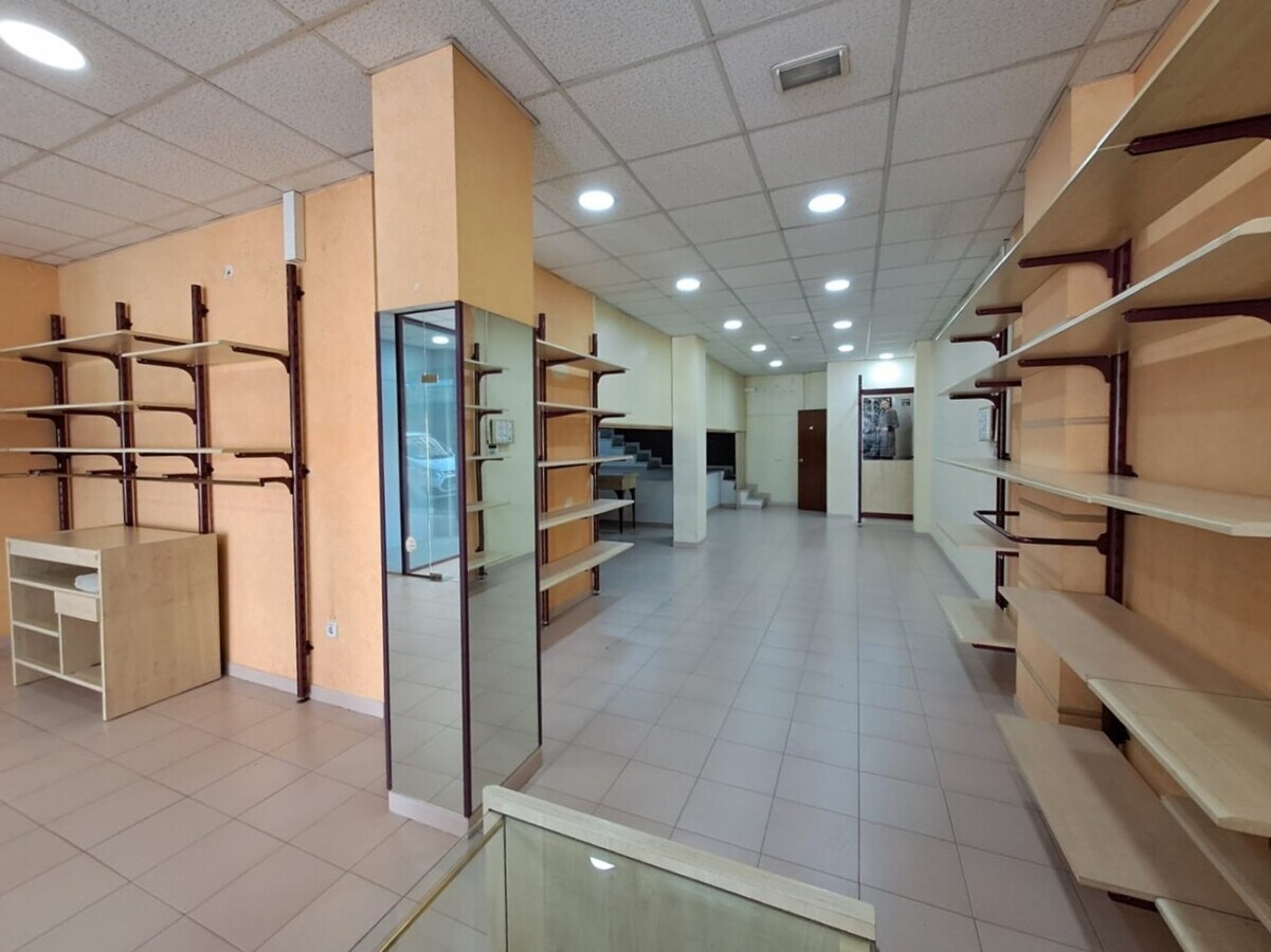 Igualada, BAR 08700 -  -  - Interior Photo - Image 1 of 5