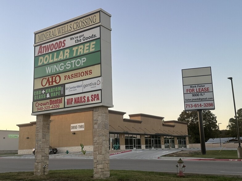 933 N FM 1821 Rd, Mineral Wells, TX for lease - Building Photo - Image 3 of 7