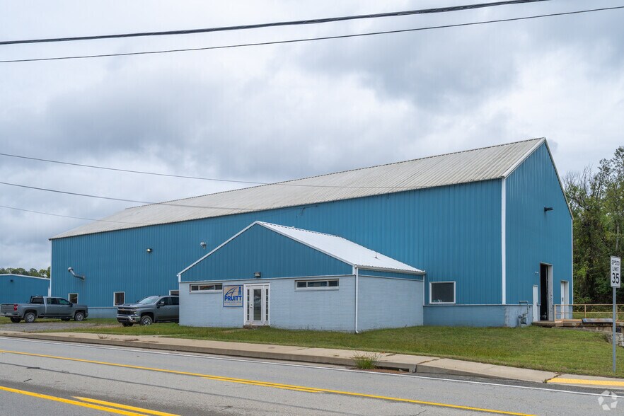 120 Wilson Rd, Bentleyville, PA for sale - Primary Photo - Image 1 of 1