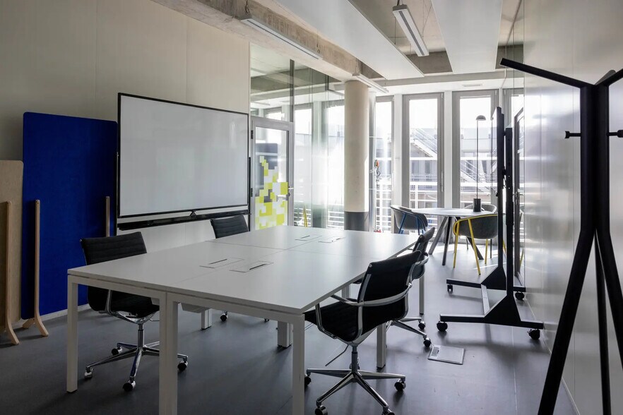 Office in Sarcelles for lease - Interior Photo - Image 1 of 1