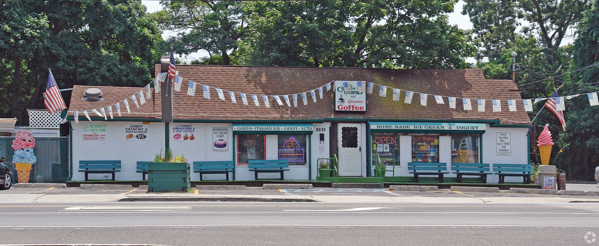 1590 Montauk Hwy, Mastic, NY for sale Building Photo- Image 1 of 1