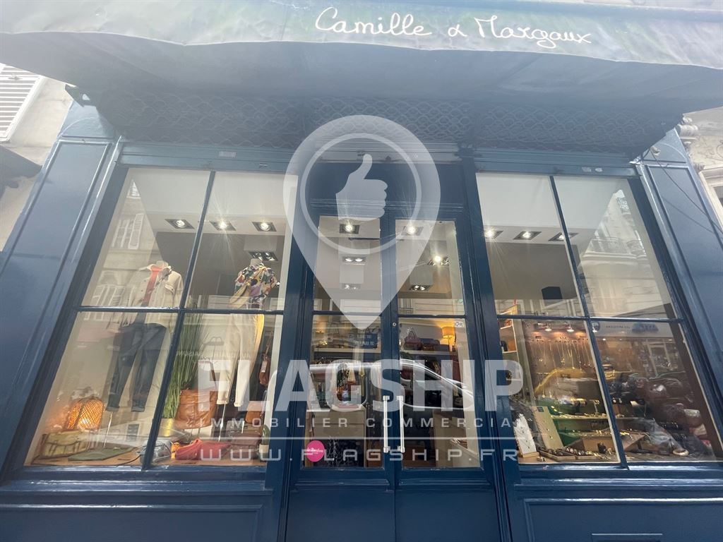 Retail in Paris for lease Building Photo- Image 1 of 6