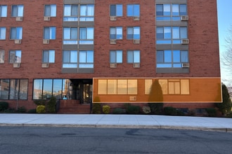 9921 4th Ave, Brooklyn, NY for lease Building Photo- Image 1 of 10