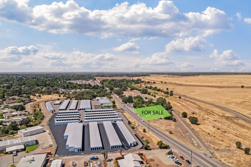 1274 Eaton Rd, Chico, CA for sale - Aerial - Image 2 of 11