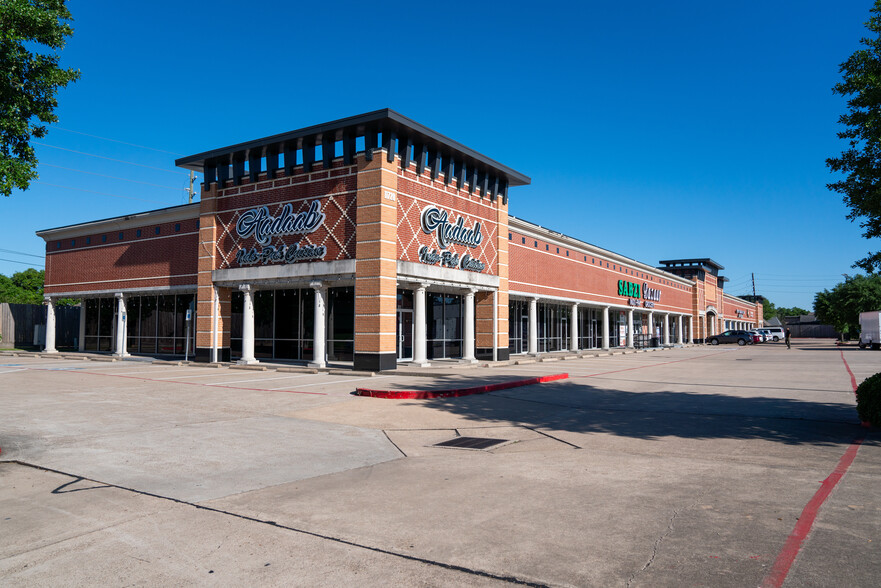 11720 W Airport Blvd, Stafford, TX for lease - Building Photo - Image 1 of 12