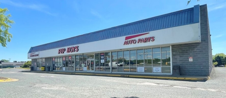 2336-2384 Plank Rd, Fredericksburg, VA for lease - Building Photo - Image 2 of 9