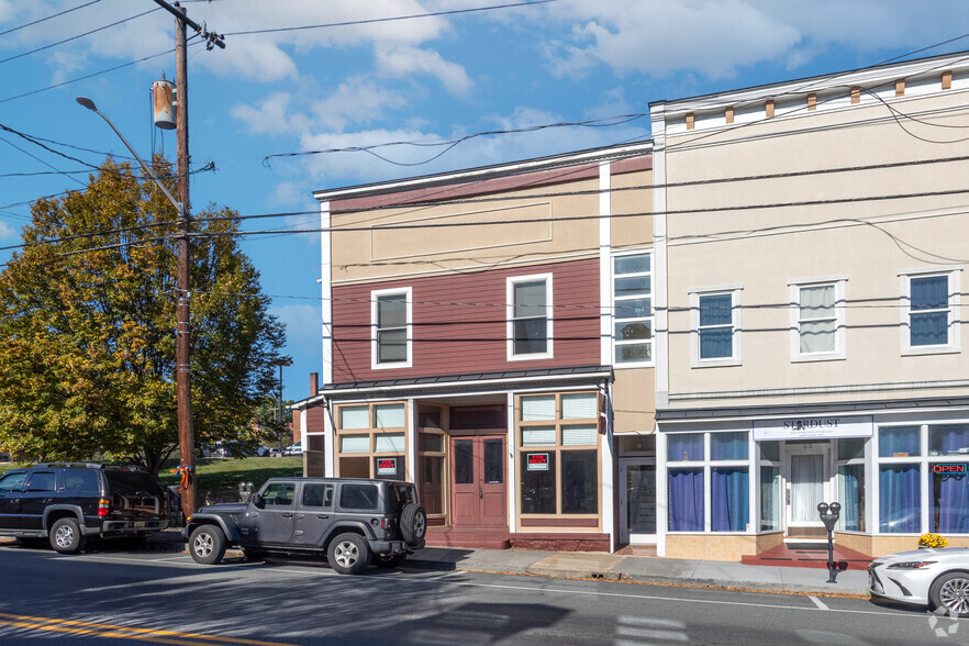 20 E Main St, Berryville, VA for sale - Primary Photo - Image 1 of 1