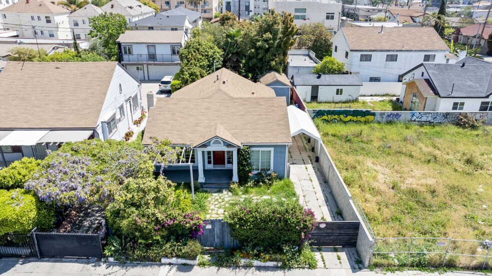 412 N Kingsley Dr, Los Angeles, CA for sale - Primary Photo - Image 1 of 21