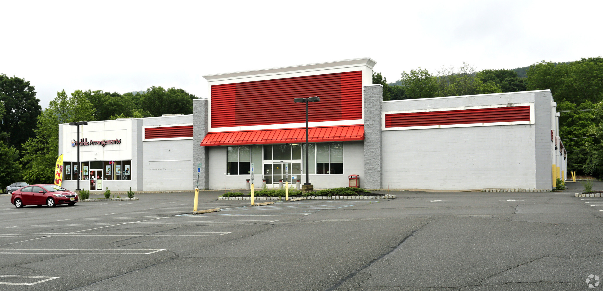 70 Route 23, Franklin, NJ for sale Primary Photo- Image 1 of 1