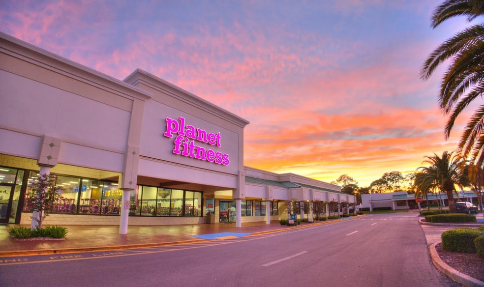 203-281 Crockett Blvd, Merritt Island, FL for lease - Building Photo - Image 1 of 11