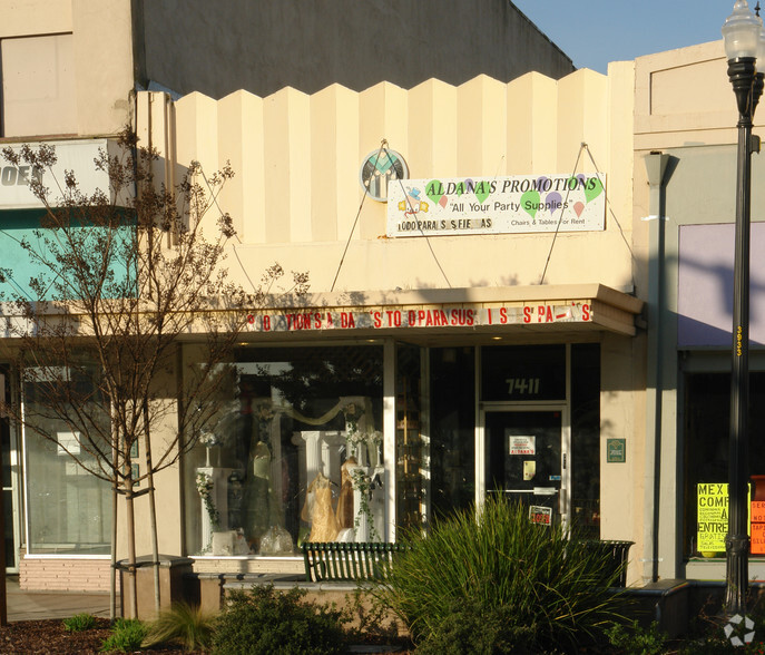 7411 Monterey St, Gilroy, CA for lease - Primary Photo - Image 1 of 1