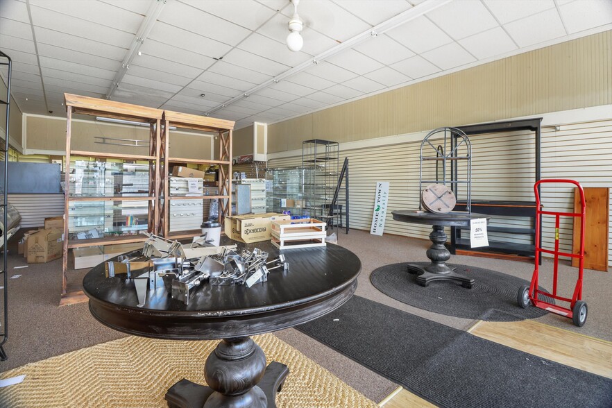 107-121 N High St, Randolph, WI for sale - Interior Photo - Image 3 of 3