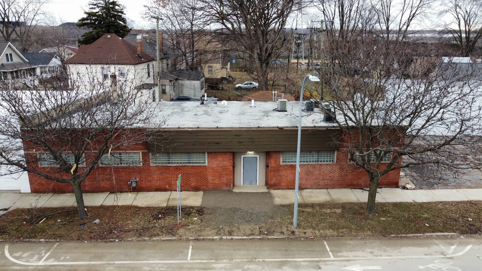 4259 W Jefferson Ave, Ecorse, MI for sale - Building Photo - Image 1 of 1