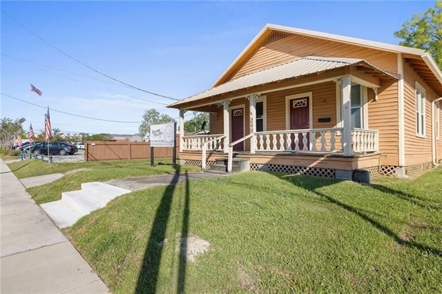 246 E Pine St, Ponchatoula, LA for sale - Primary Photo - Image 1 of 1
