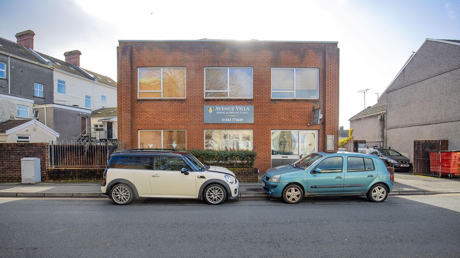 Queen Victoria Rd, Llanelli for sale Primary Photo- Image 1 of 1
