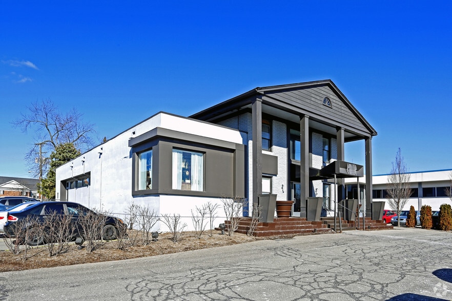 31409 Southfield Rd, Beverly Hills, MI for sale - Building Photo - Image 2 of 4