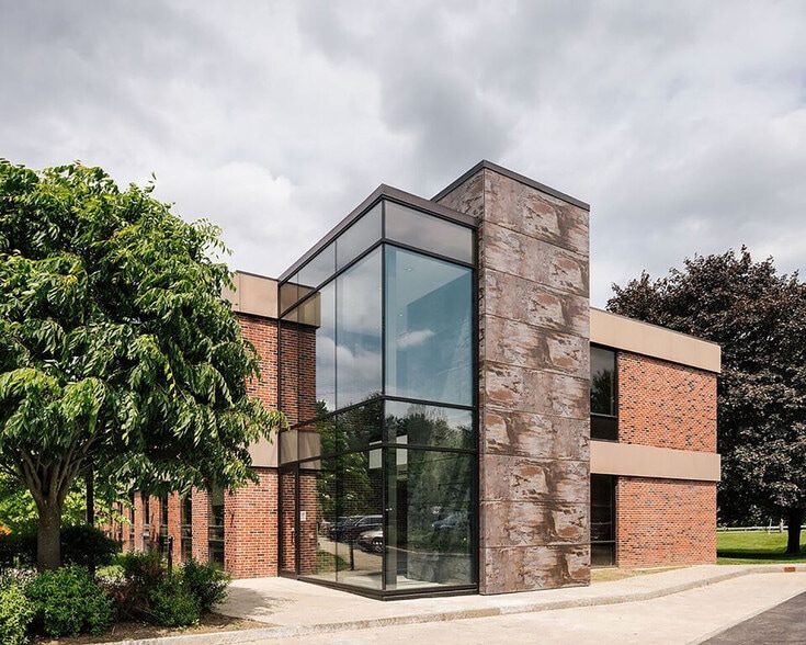 355 Main St, Armonk, NY for lease - Building Photo - Image 1 of 14