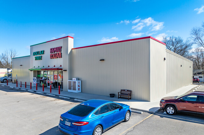 More details for 56 N High St, La Rue, OH - Retail for Sale