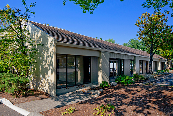 15800 SW Upper Boones Ferry Rd, Portland, OR for lease - Building Photo - Image 1 of 4