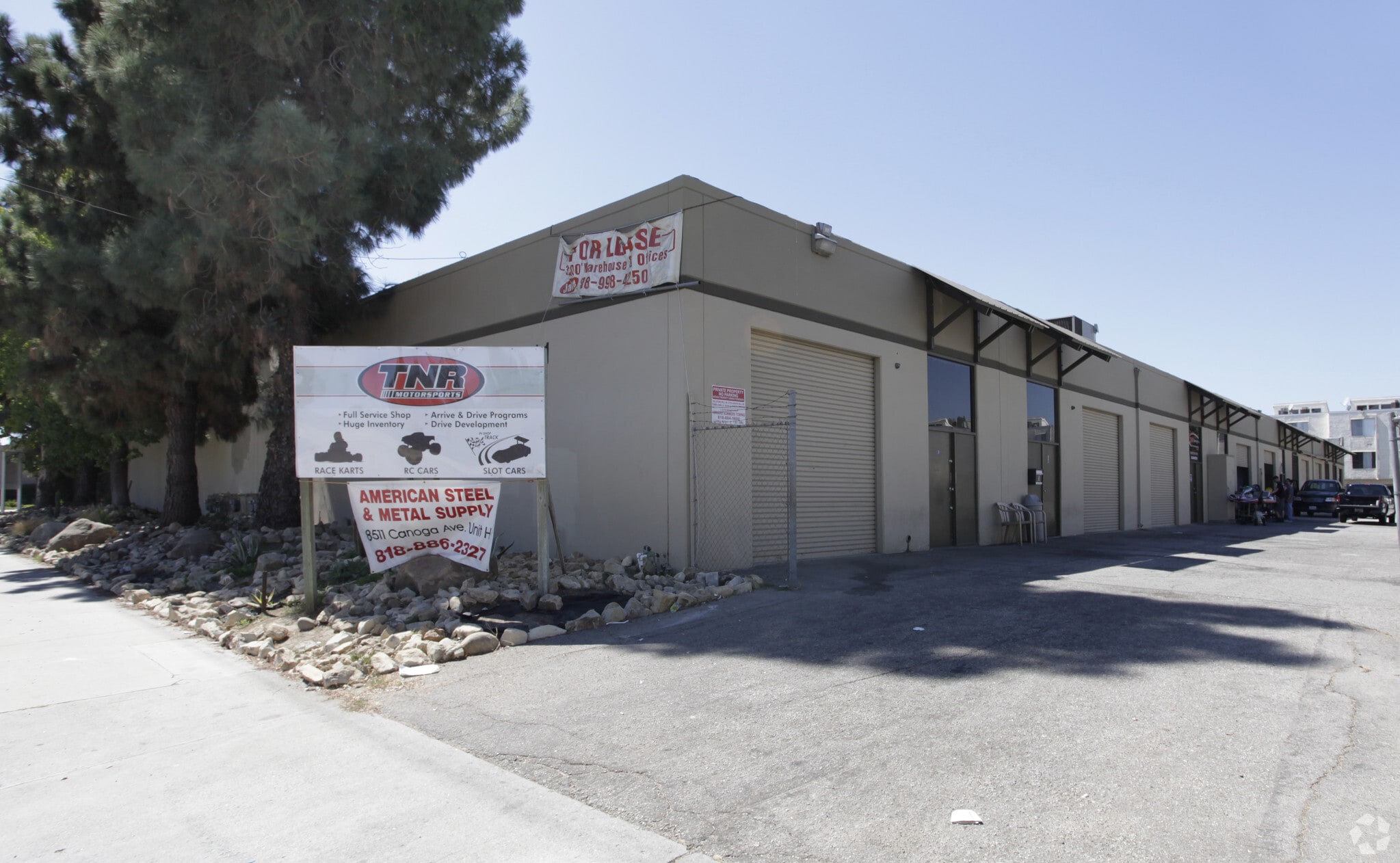 8511 Canoga Ave, Canoga Park, CA for lease Primary Photo- Image 1 of 10