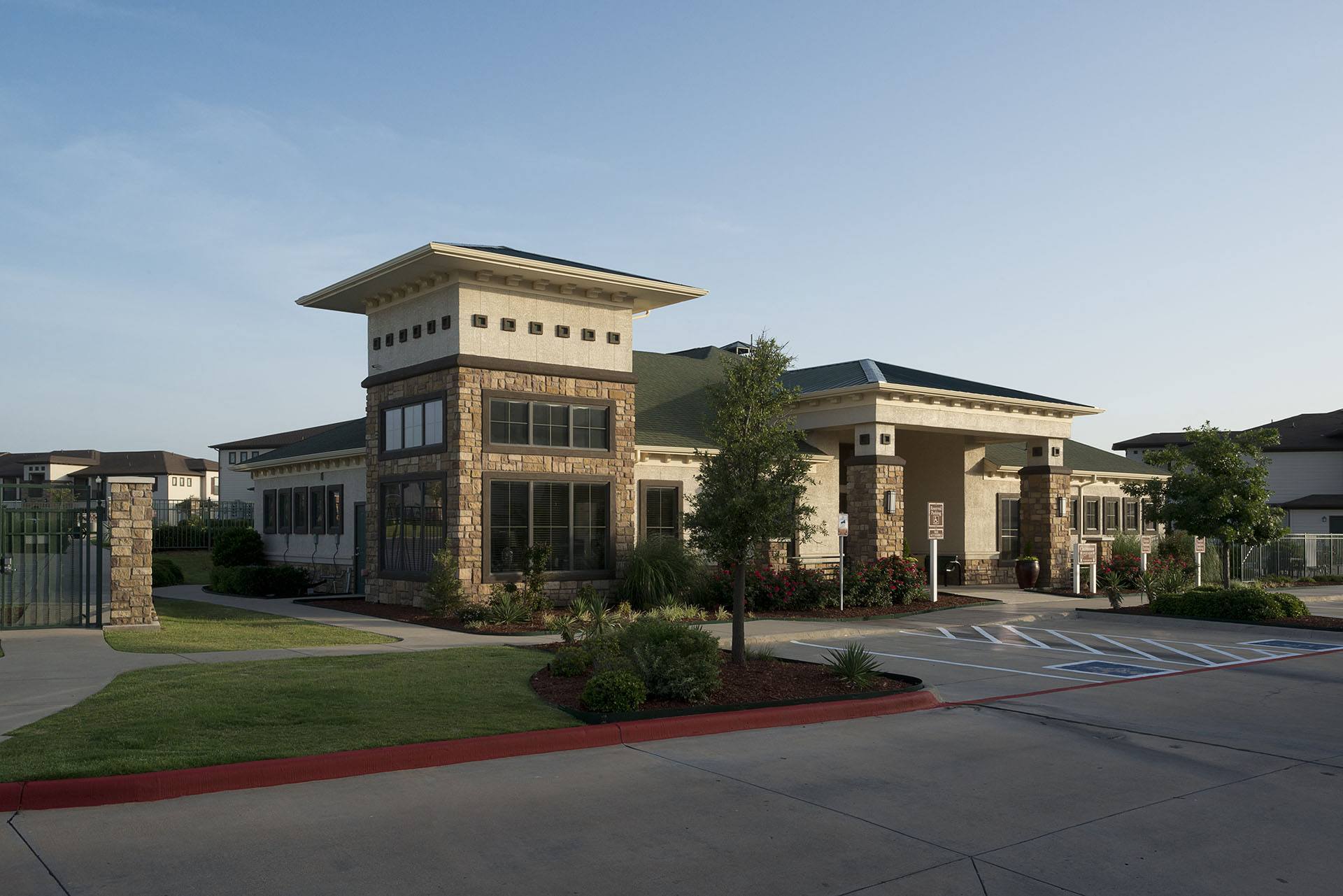 3501 E Gore Blvd, Lawton, OK 73501 Legend Park Apartments