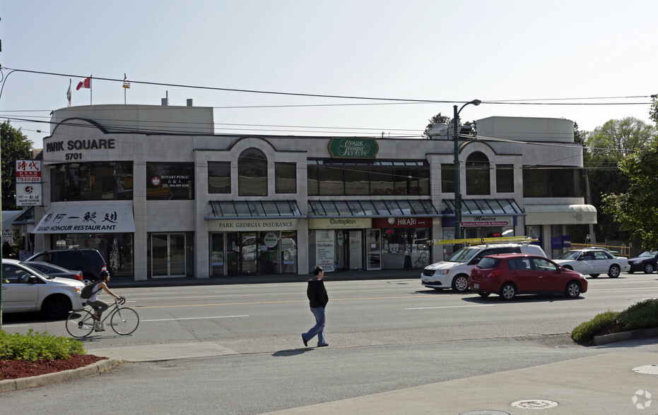 5701 Granville St, Vancouver, BC for lease - Building Photo - Image 3 of 11