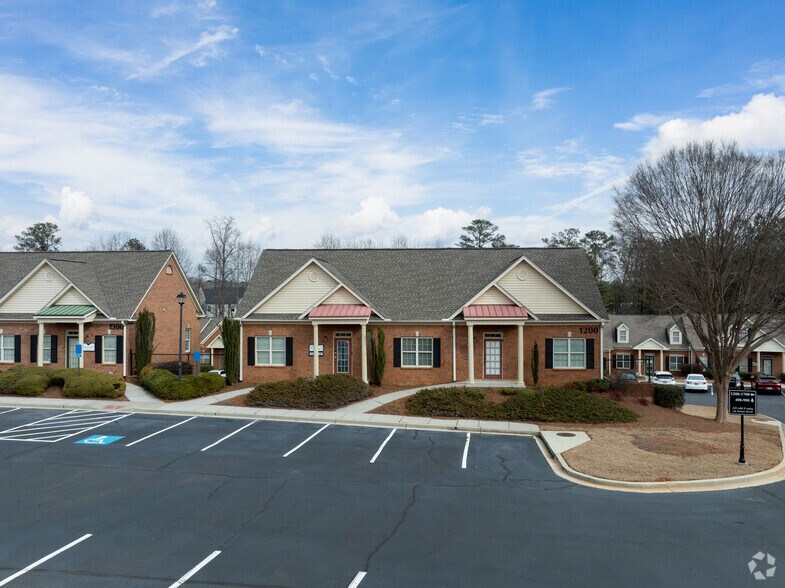 4485 Tench Rd, Suwanee, GA for sale - Building Photo - Image 1 of 1