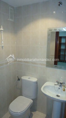 Office in Cáceres for lease - Building Photo - Image 2 of 5