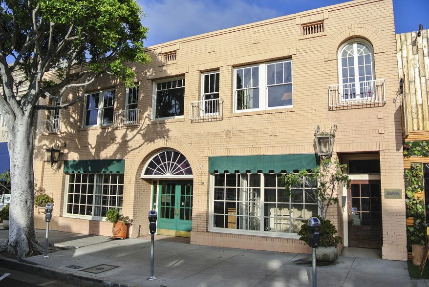 119 N Larchmont Blvd, Los Angeles, CA 90004