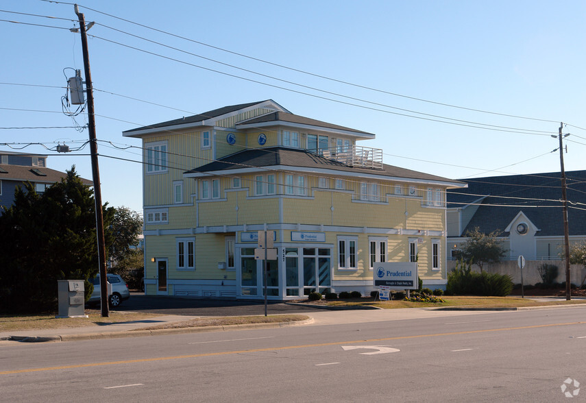 527 Causeway Dr, Wrightsville Beach, NC for lease - Primary Photo - Image 2 of 4