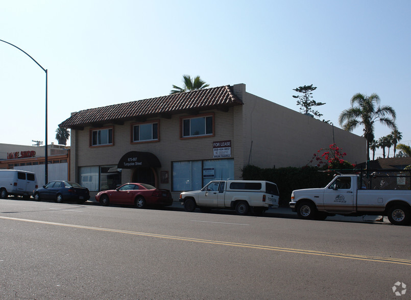 675-687 Turquoise St, La Jolla, CA for lease - Building Photo - Image 3 of 11