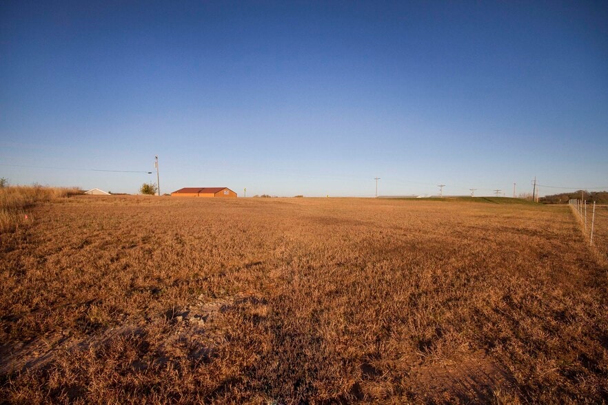 2001 Spring Valley Rd, Junction City, KS for sale - Other - Image 3 of 8