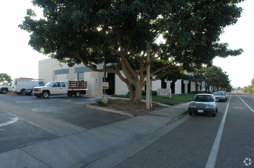 4187 Carpinteria Ave, Carpinteria, CA for sale - Primary Photo - Image 1 of 1