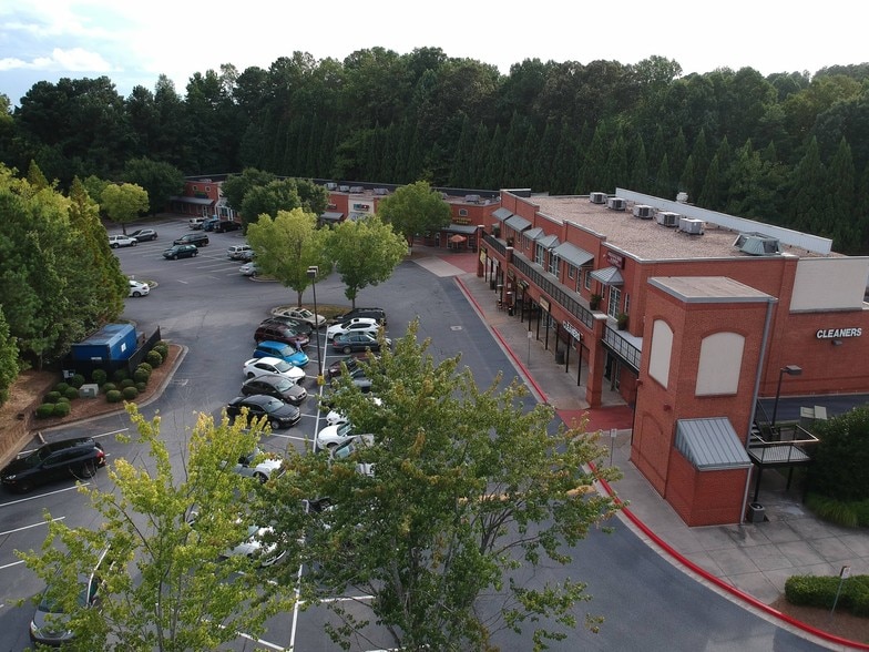 11877 Douglas Rd, Alpharetta, GA for lease - Building Photo - Image 3 of 33