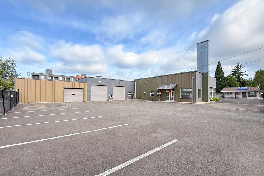 143 NE Elliott Ave, Gresham, OR for sale - Building Photo - Image 2 of 10