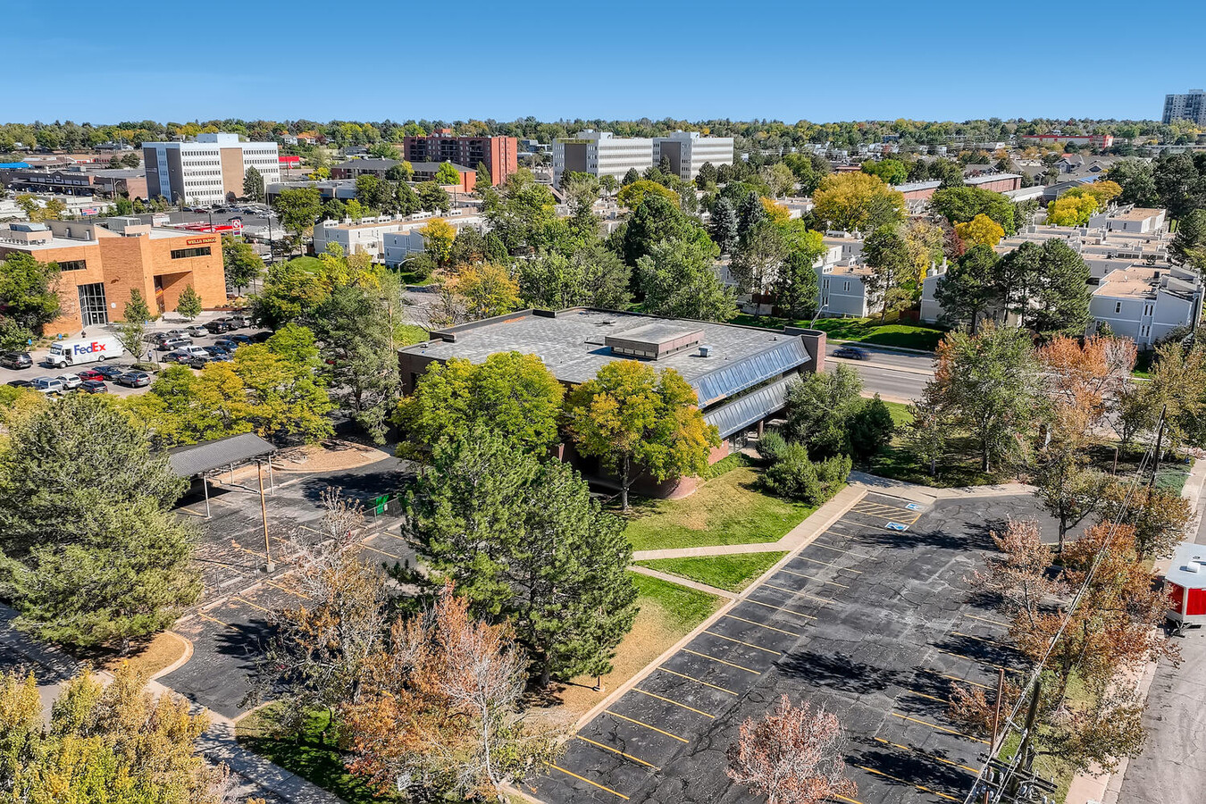 1095 S Monaco Pky, Denver, CO 80224 - 1095 South Monaco Parkway | LoopNet