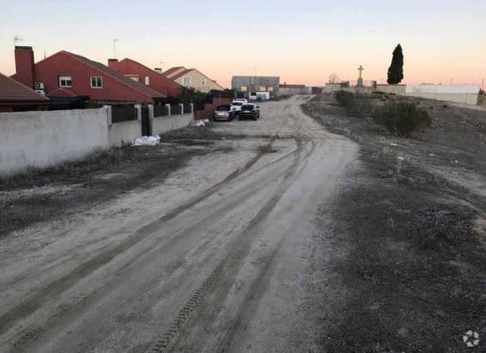 Land in Colmenar del Arroyo, Madrid for sale Primary Photo- Image 1 of 1