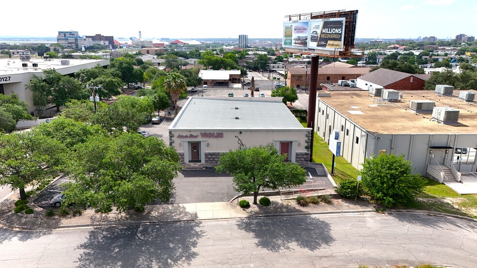 10288 San Pedro Ave, San Antonio, TX for lease - Building Photo - Image 1 of 8