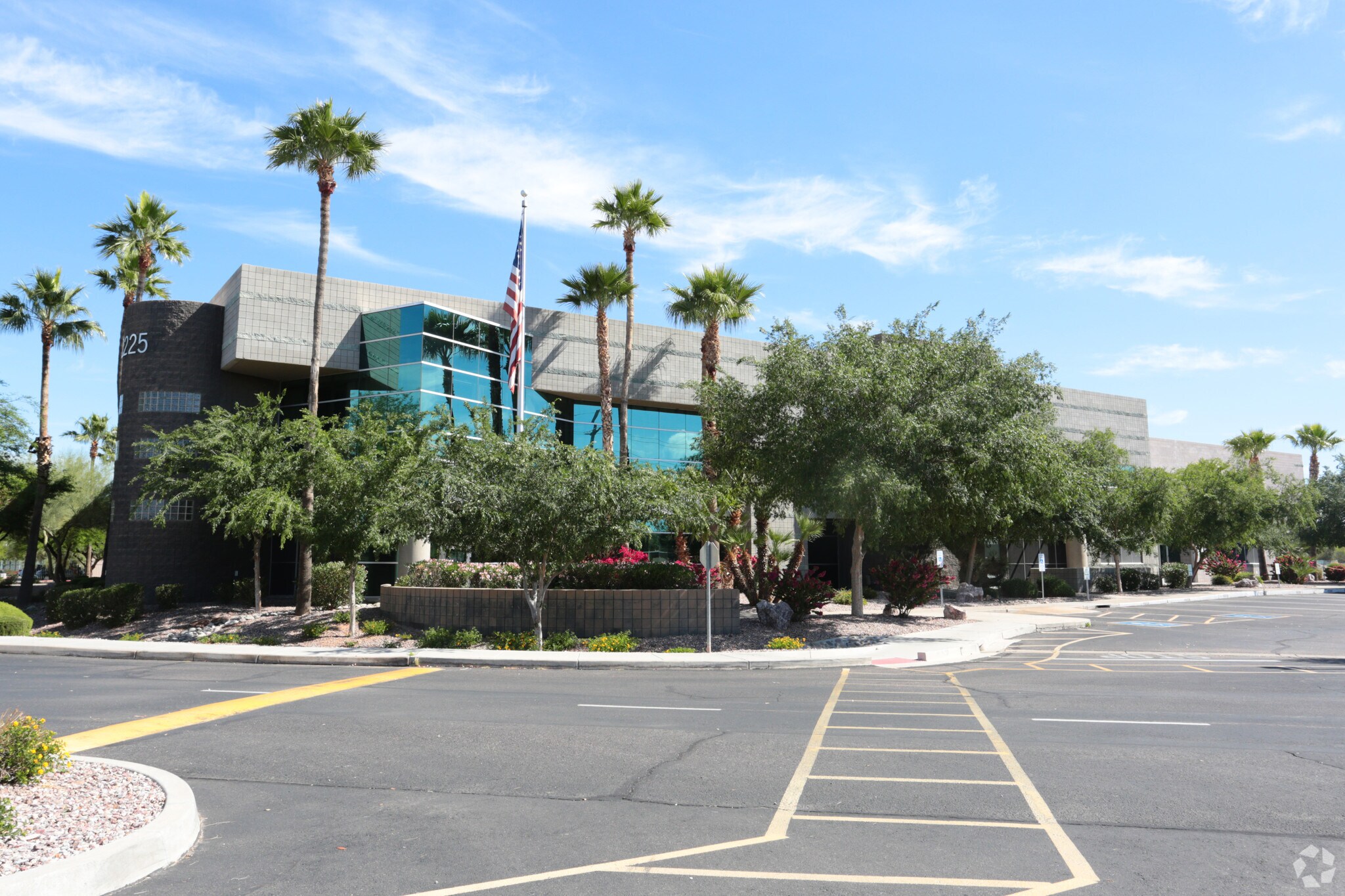 2225 S Price Rd, Chandler, AZ for sale Primary Photo- Image 1 of 1