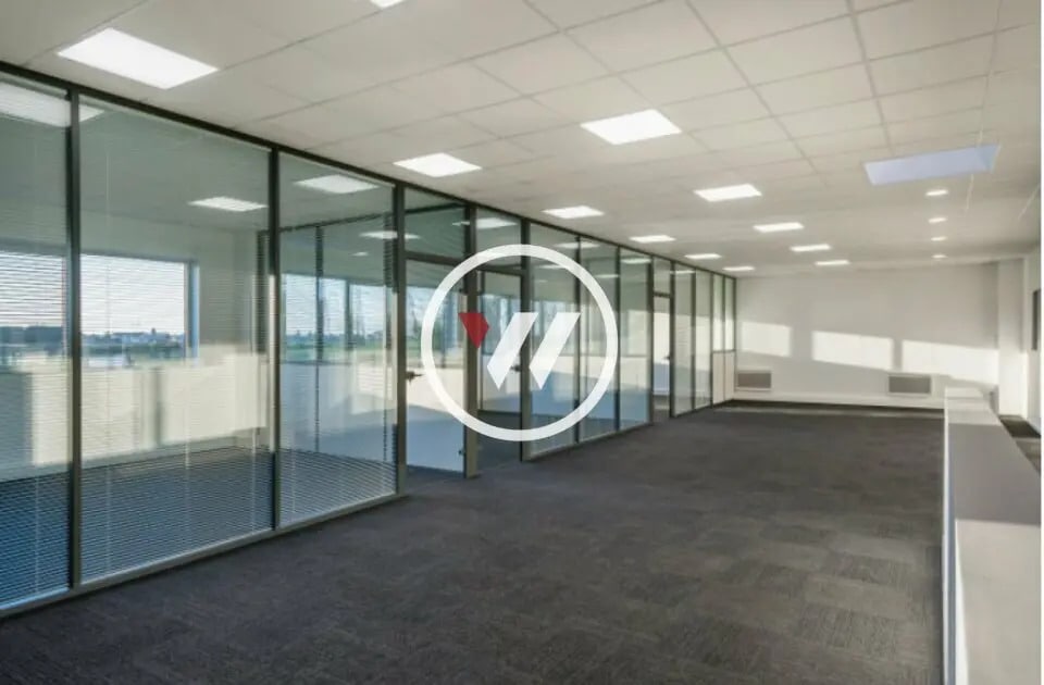 Flex in Persan for sale Interior Photo- Image 1 of 8