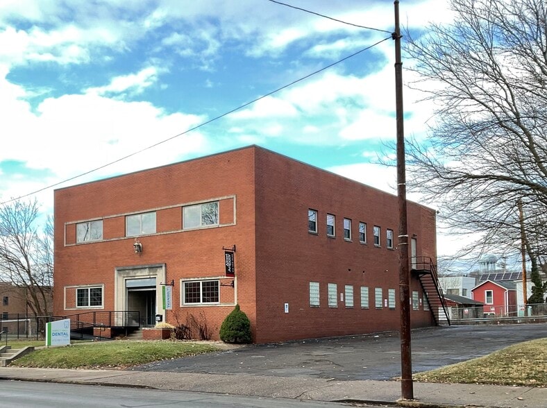 715 N Highland Ave, Pittsburgh, PA for sale - Building Photo - Image 1 of 1
